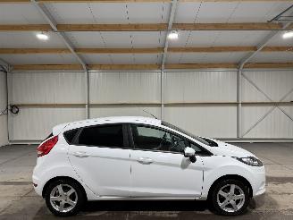 Coche accidentado Ford Fiesta 1.25 44kW Limited 2012/3