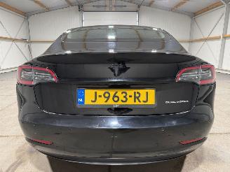Tesla Model 3 75kWh Long Range 258kWh AWD picture 23