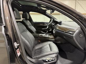 BMW 7-serie 740e 190kW Automaat Schuifkantel iPerformance High Executive Luchtvering picture 38