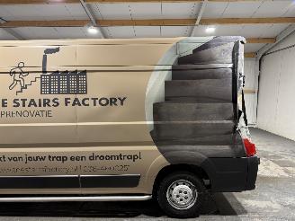 Peugeot Boxer 2.2BlueHDI 103kW L3H2 Premium picture 20