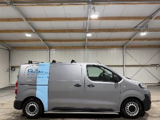 skadebil bedrijf Peugeot Expert 1.5BlueHDI 75kW Airco Navi Camera Stardard Premium 2021/8