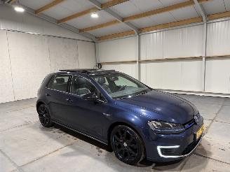 Volkswagen Golf GTE 1.4TSI 110kW Automaat Pano picture 2