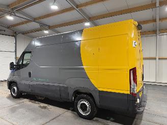 Iveco Daily 3.0CNG 100kW Airco H3 picture 11