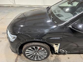 Audi E-tron 55 95kWh 300kW Quattro Advanced Luchtvering Pano picture 18
