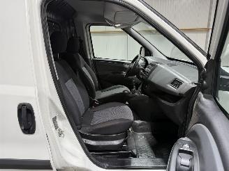 Fiat Doblo 1.3 MJ 66kW  Schuifdeur picture 18