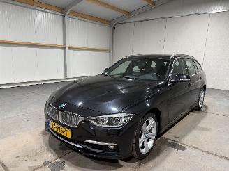BMW 3-serie 318i 100kW Automaat Luxury Edition picture 10