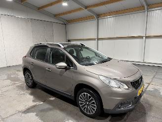 Peugeot 2008 1.2PureTech 60kW Automaat Blue Lion picture 2