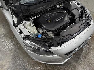 Volvo V-40 1.6T2 88kW Clima Summum picture 25