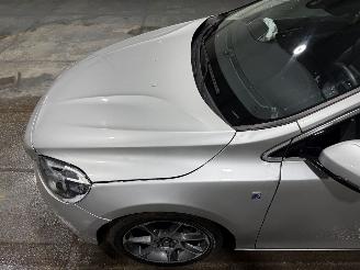 Volvo V-40 1.6T2 88kW Clima Summum picture 17