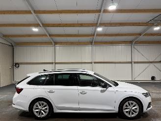 Auto incidentate Skoda Octavia 1.5 e-TSI 110kW Automaat Sport Business 2022/2