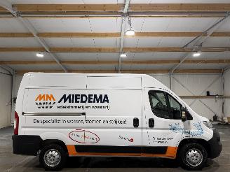 skadebil bedrijf Citroën Jumper 30 2.2 BlueHDi 120 L2H2 Club 2021/1