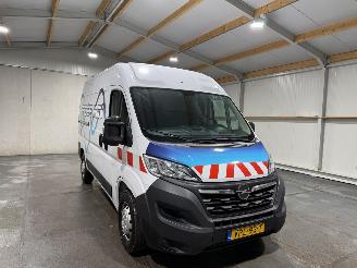Opel Movano 2.2D 103kW 140Zwaar L2H2 Edition picture 3