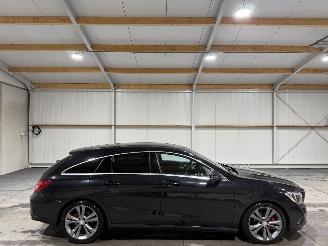 Vaurioauto  passenger cars Mercedes Cla-klasse 180d  Automaat AMG Business Solution Shootingbrake 2017/1