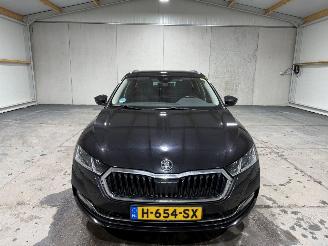 Skoda Octavia 1.5TSI 110kW First Edition picture 4