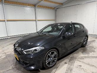BMW 1-serie 118i 100kW Automaat Business Edition Plus picture 9