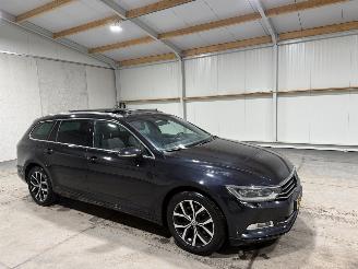 Volkswagen Passat 1.6TDI 88kW Automaat Pano Business Edition picture 2