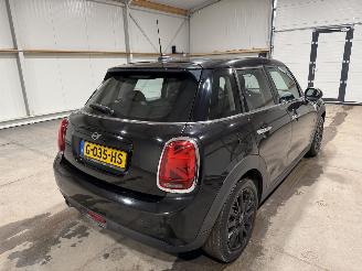 Mini Cooper 1.5 100kW Clima Stoelverwarming Chili picture 6