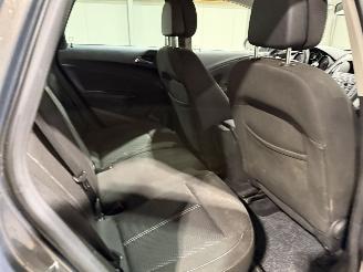 Opel Astra ST 1.4Turbo 103kW Sport picture 30