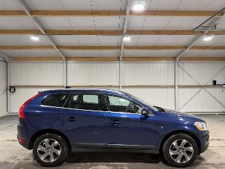 Vaurioauto  passenger cars Volvo Xc-60 2.0D3 120kW Automaat Ocean Race 2012/4