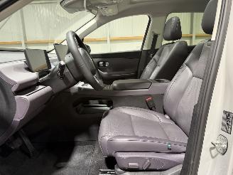 Leapmotor C10 28.4kWh REEV 63kW Hybrid 1.5 Design picture 33