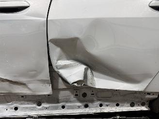 BMW i4 eDrive40 84kWh 250kW High Executive picture 34