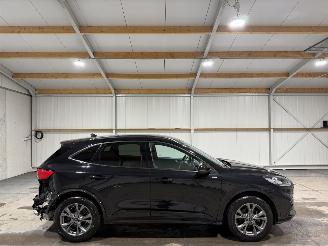 Schadeauto Ford Kuga 2.5PHEV 112kW Automaat Vignale 2022/9