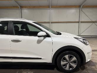 Kia Niro 1.6GDI Hybrid 77kWh DynamicLine picture 14