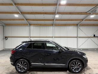 Damaged car Volkswagen T-Roc 1.5TSI 110kW Automaat Sport 2019/6
