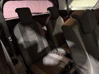 Peugeot 5008 1.2PureTech 96kW Automaat Blue Lease Executive 7 Persoons picture 23