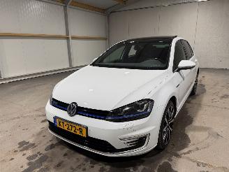 Volkswagen Golf 1.4TSI GTE 110kW Automaat Pano Connected Series picture 10