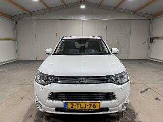 Mitsubishi Outlander 2.0PHEV 89kW AWD Automaat Instyle+ Schuifkanteldak picture 4
