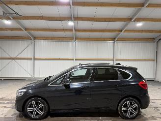 BMW 2-serie 218i 100kW Automaat Active Pano Tourer Executive picture 8