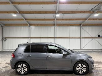 Voiture accidenté Volkswagen e-Golf 36kWh 100kW Automaat Clima 2018/10