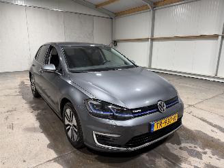 Volkswagen e-Golf 36kWh 100kW Automaat Clima picture 3