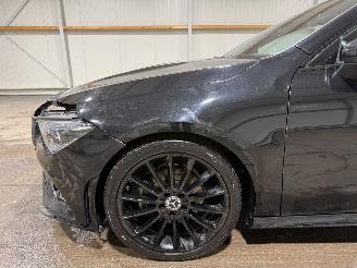 Mercedes Cla-klasse Shootingbrake 180 100kW Automaat Premium Plus picture 15