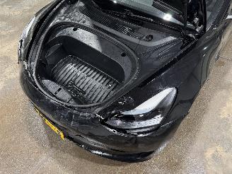 Tesla Model 3 60kWh Standard 175kW RWD Plus picture 27