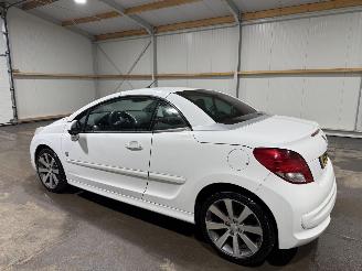 Peugeot 207 1.6THP 115kW Cabrio Roland Garros picture 19