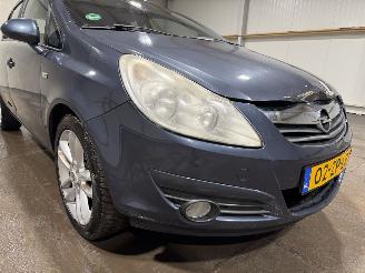 Opel Corsa 1.4-16V 66kW Cosmo picture 23