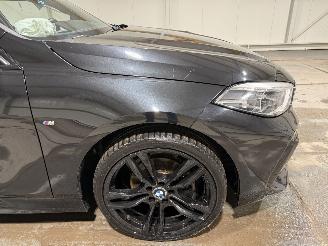 BMW 1-serie 118i 103kW Automaat Executive Edition picture 20