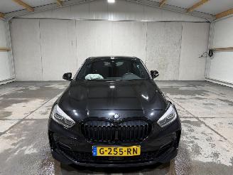 BMW 1-serie 118i 103kW Automaat Executive Edition picture 4