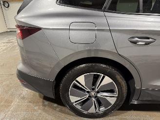 Skoda Enyaq 60kWh 132kW IV Pano picture 33