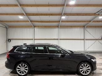 Schadeauto Volvo V-60 2.0T5 184kW Automaat Momentum 2019/4