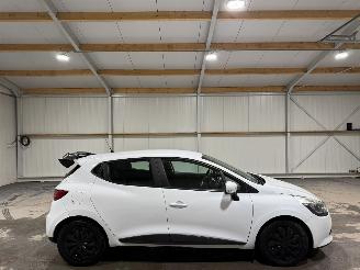 škoda osobní automobily Renault Clio 0.9TCe 66kW Navi Airco Expression 2014/10