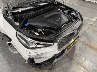 BMW iX1 67kWh 150kW eDrive20 Automaat picture 28