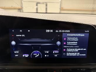 Kia Niro 64.8kWh 150kW Automaat Dynamicline picture 37