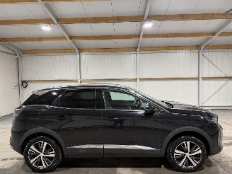 Schadeauto Peugeot 3008 1.2PureTech 96kW Automaat Lease Premium 2021/4