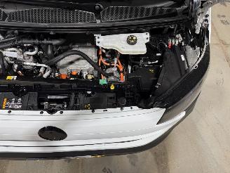 Volkswagen Transporter Electric 64kWh 100kW Life picture 29