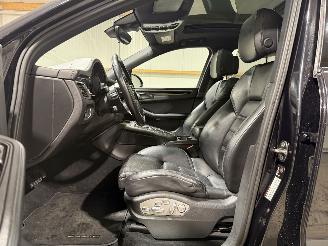 Porsche Macan S 3.0D 190kW Automaat Pano picture 13
