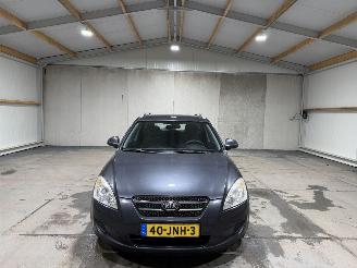 Kia Cee d 1.4 80kW X-Tra ISG Airco picture 4