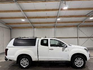 Isuzu D-Max 1.9d 120kW Automaat Extended Cab X-Country picture 1